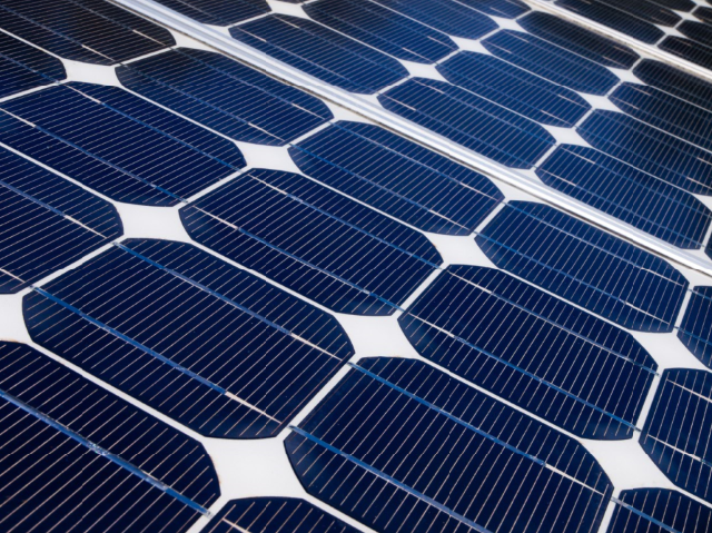 napelem, megújuló energiaforrás, környezetbarát