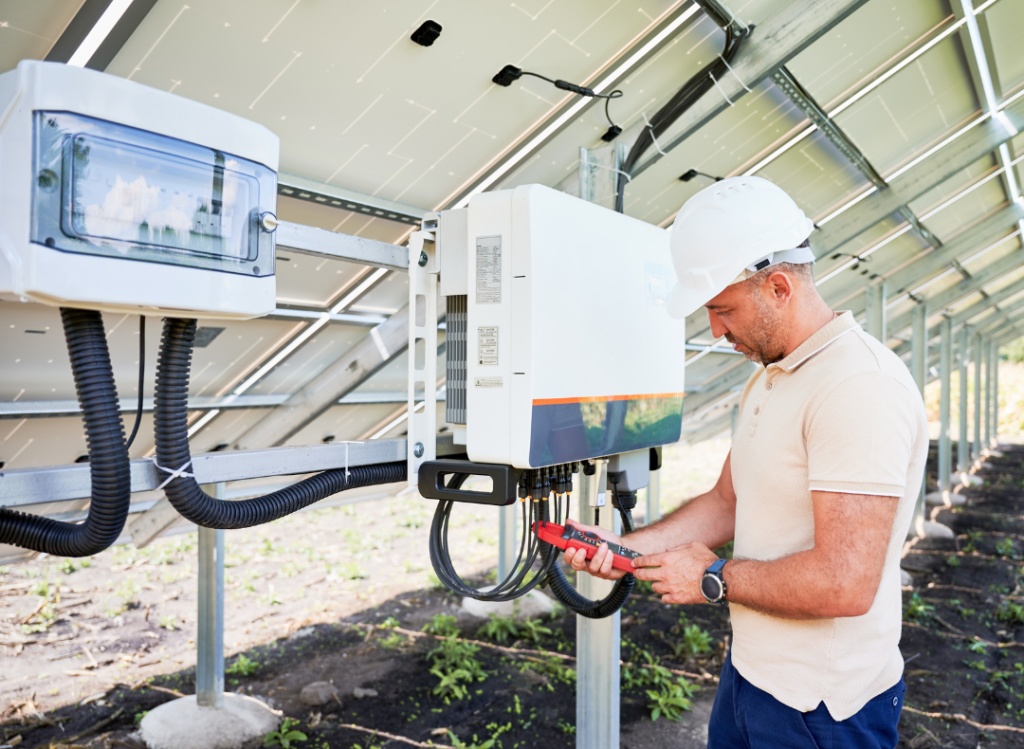 napelem inverter szerelése