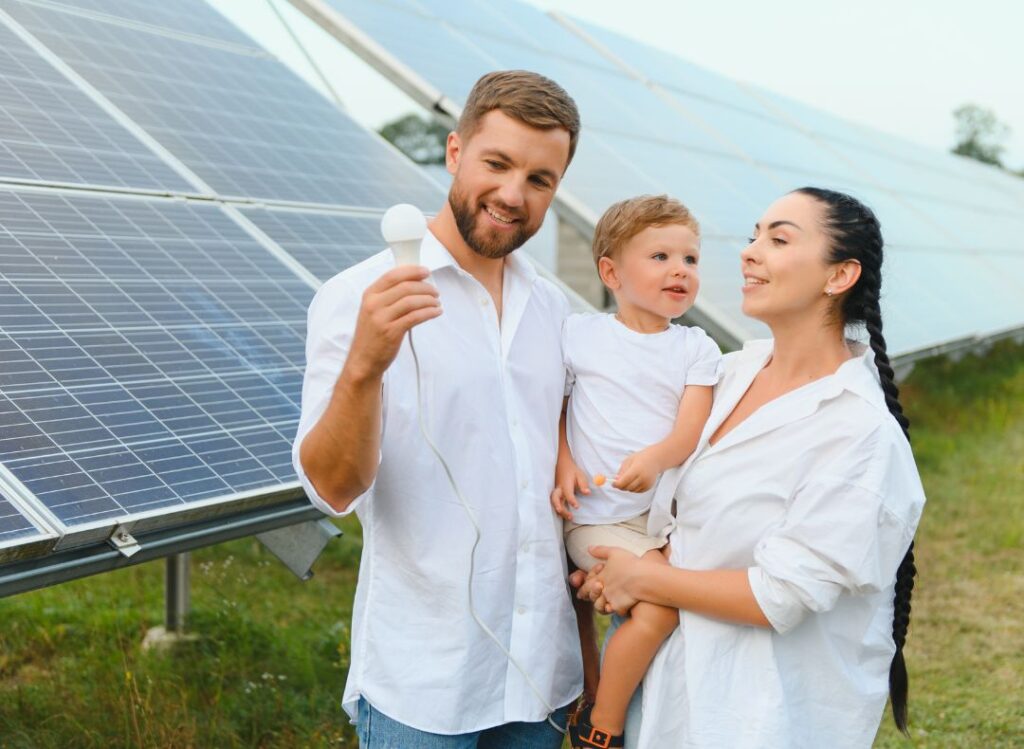 Hogyan támogatja az energiatároló a napelemek munkáját?